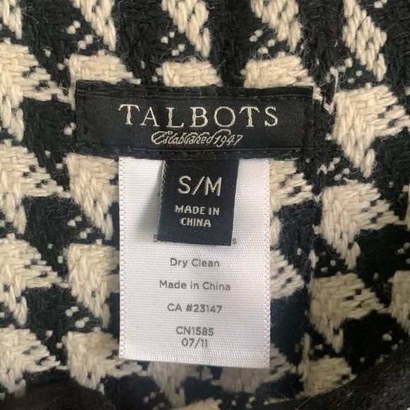 Talbots Houndstooth Cape Poncho - Picture 3 of 9
